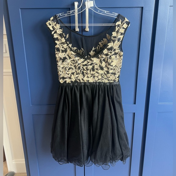 Black and Gold Short Formal Dress - Picture 2 of 4
